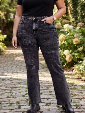 Simply Vera Wang Black Wash Denim Jeans 18